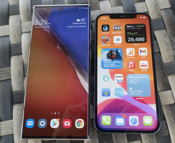 Iphone-12-vs-Note-20-Ultra