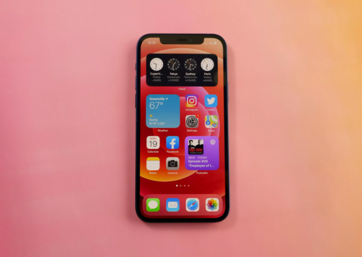 iPhone-12