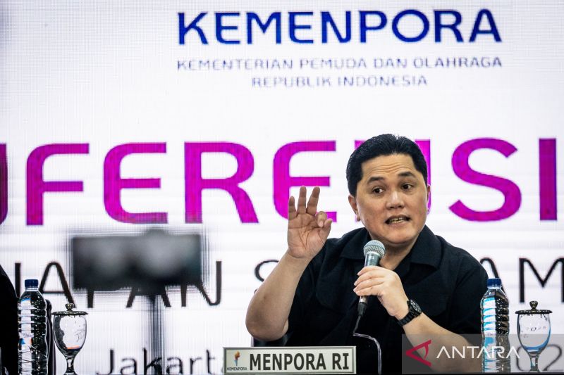 erick thohir minta dua hari untuk beri keterangan soal pelatih timnas index