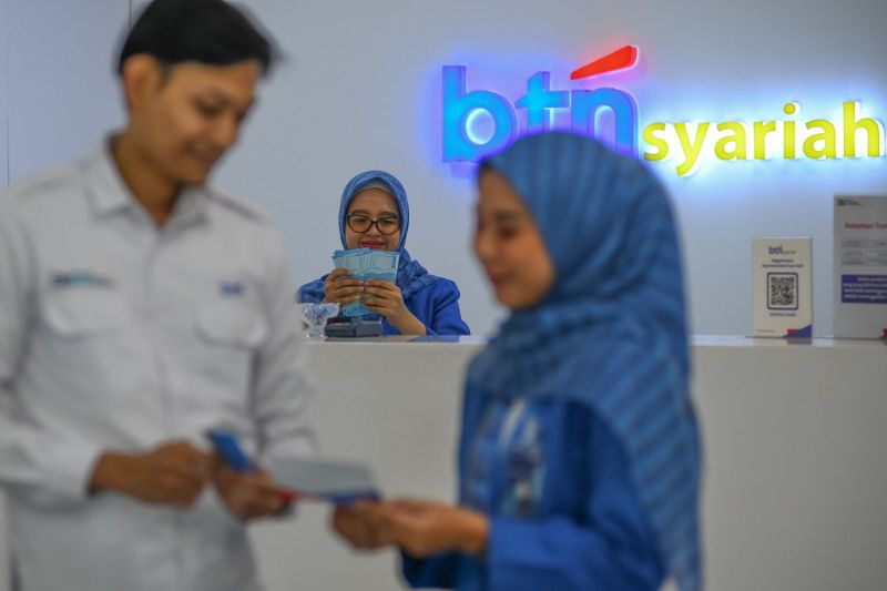 selangkah lagi jadi bus aset uus btn tembus rp6836 triliun per q3 index