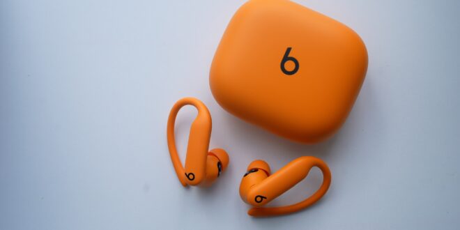 apple releases new powerbeats pro 2 firmware index scaled