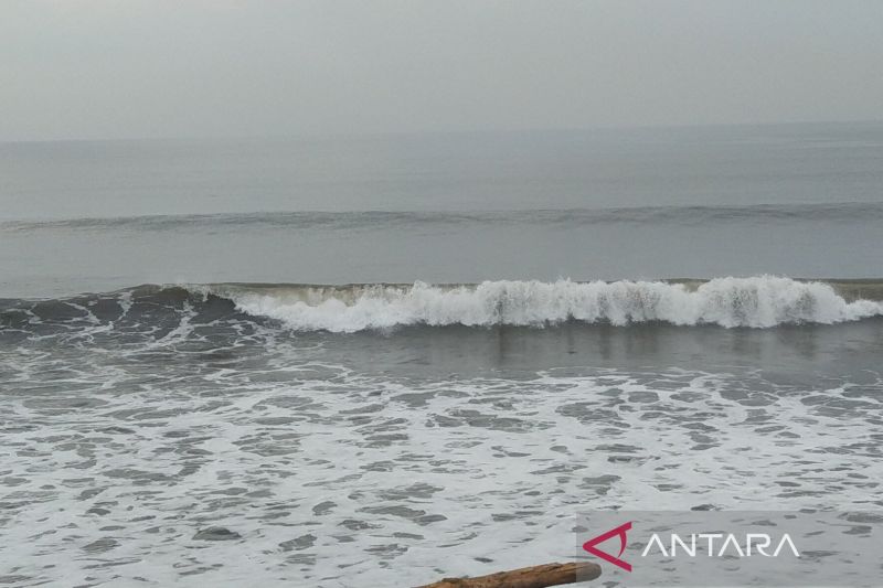 bbmkg terbitkan peringatan dini gelombang tinggi di perairan bali index