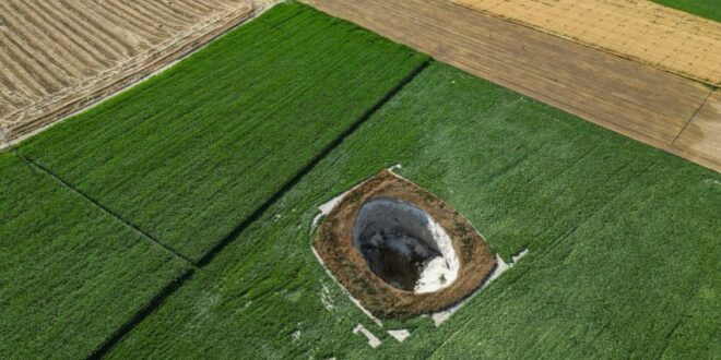 bumi bocor parah lubang raksasa misterius terus bertambah di turki index