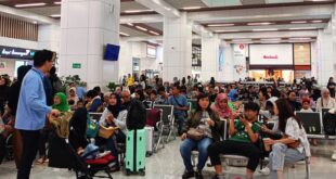 jelang natal tahun baru stasiun kcic mulai padat sejak rabu pagi index