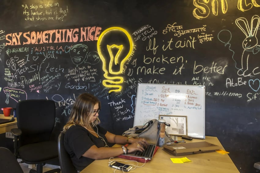 perang usai krisis baru dimulai raksasa teknologi microsoft hingga intel hadapi gelombang relokasi pegawai israel index