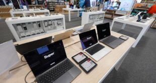 prediksi idc 2026 pasar pc dunia terancam minus 89 persen akibat krisis memori harga laptop dan hp naik index