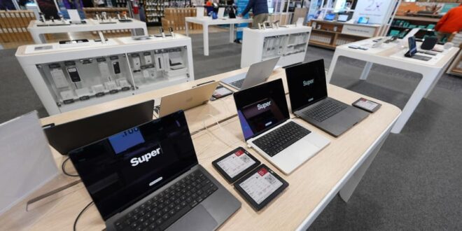 prediksi idc 2026 pasar pc dunia terancam minus 89 persen akibat krisis memori harga laptop dan hp naik index