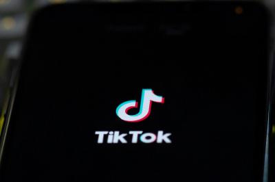 tiktok geser youtube dan instagram jadi media sosial berita favorit anak muda index