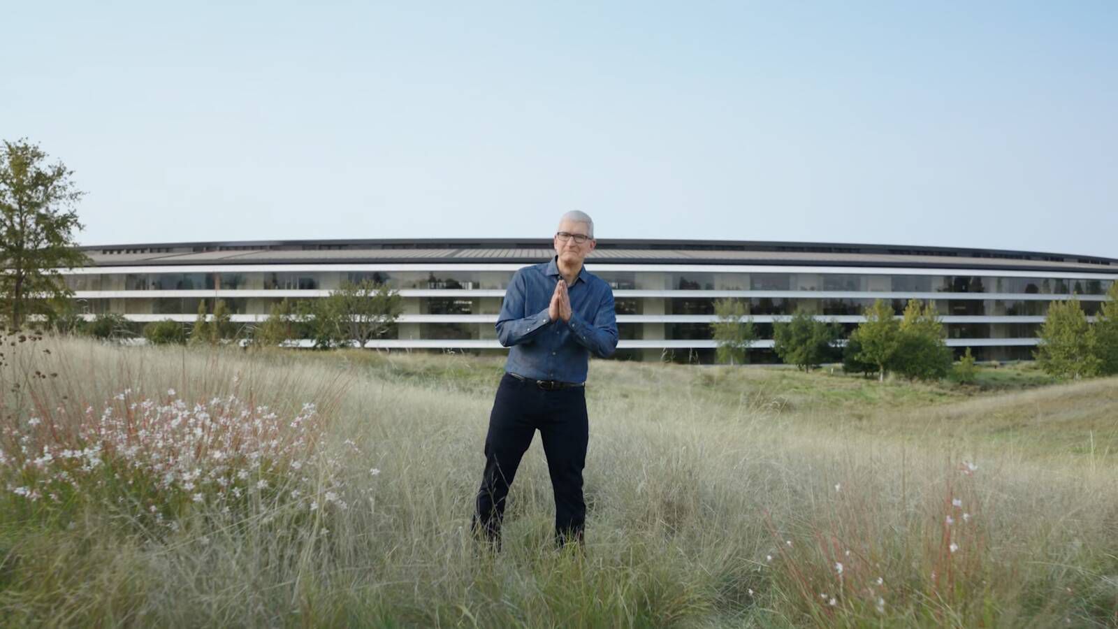 apple ceo tim cook responds after ice shootings in minneapolis index