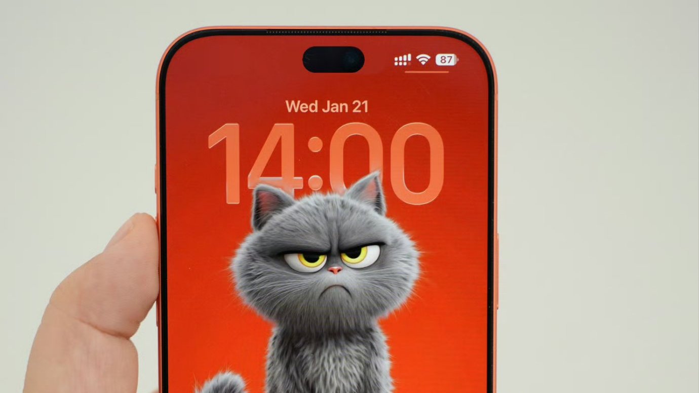 iphone 18 pro leaker reveals alleged size of smaller dynamic island index