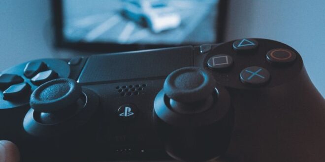 mau beli ps4 di 2026 ini bedanya ps4 hen dan original dari sony index 1