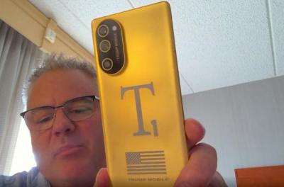 bagaimana nasib ponsel emas t1 buatan trump berikut informasi terbarunya index