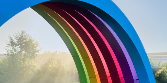 apple rayakan hut ke 50 dengan pesta megah di apple park index