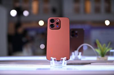 vivo v70 meluncur dalam varian penyimpanan yang lebih besar cek harganya index